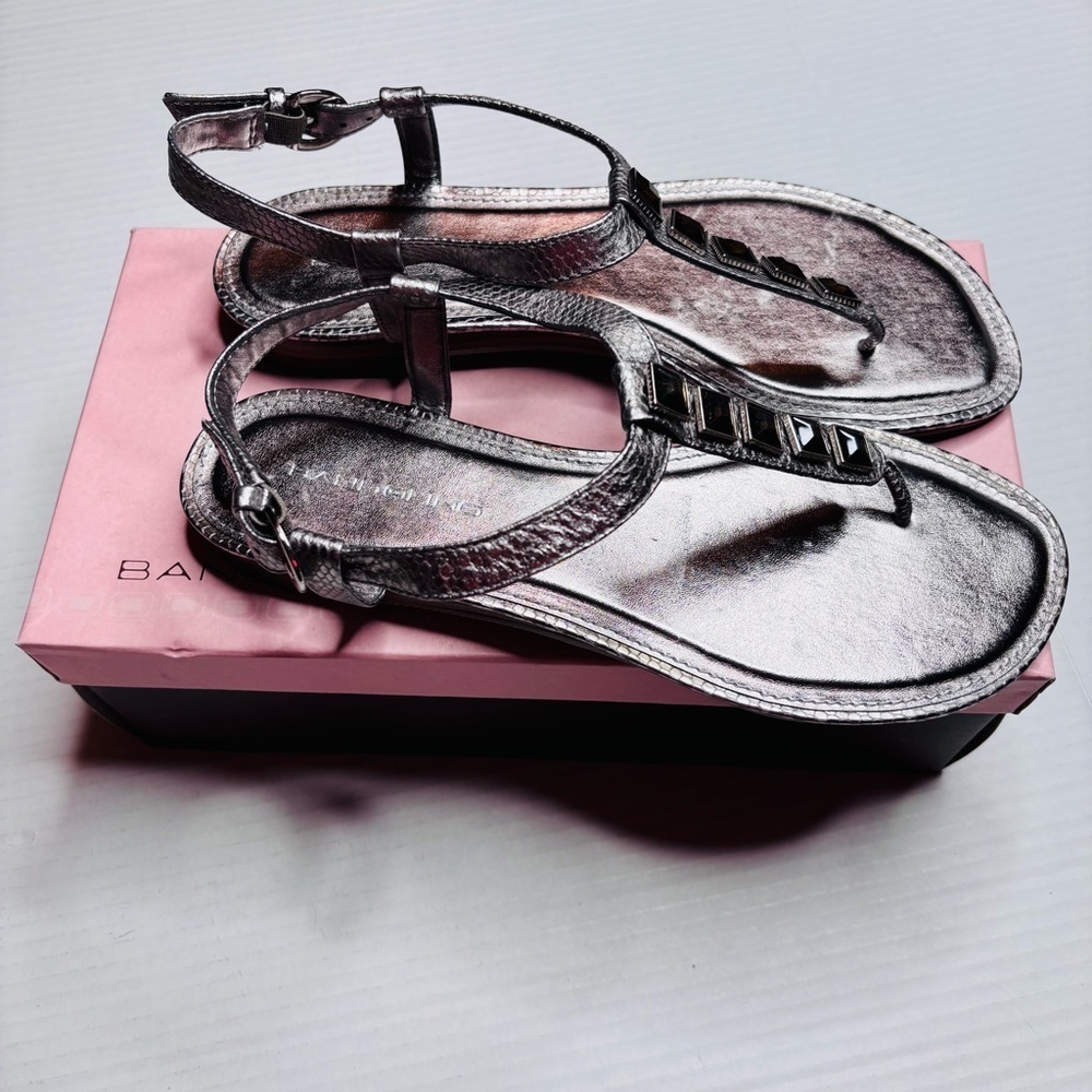 BANDOLINO Silver Metallic Dancing Shoes Size 9